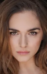 Эмануэла Постаккини